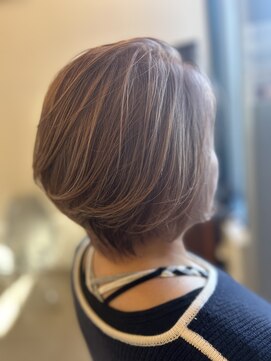 アールワークオブアート(R WORK OF ART) ミルクティーベージュ×レイヤーボブ