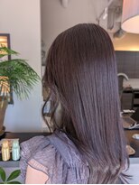 スール(seul)&nbsp;透明感ある暗めな水光肌カラー