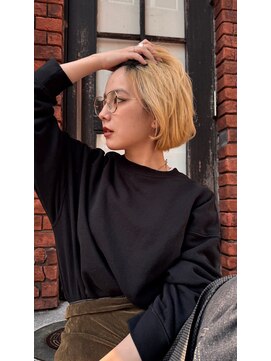 レイヤーボブ/クール/撮影モデル/ハイトーン/かきあげ前髪