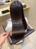 ジーナ 船橋(Zina)&nbsp;Premiere矯正×艶ベージュカラー　Zina佐藤