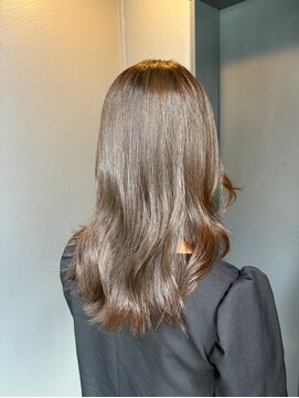 テネール(TENELE) ミディアムレイヤー