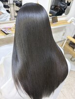 トイロ(TOIRO)&nbsp;10代、20代などの方は優しい縮毛矯正は合っていません