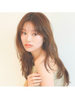 グローブス オモハラ(THE GLOBES OMOHARA)の写真/大人っぽく垢抜けたい20代女性へ。骨格や髪質に合わせた前髪カットとレイヤーで品のある洗練されたスタイル