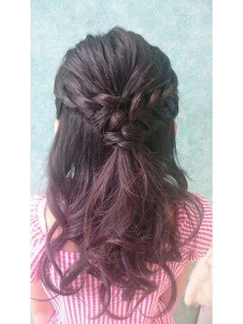 ウィット アンド ラファム Wit &La Famme 編み込みでルーズに