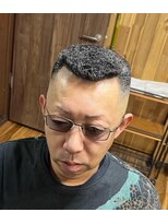 ピシャッとニ代目銀二郎 パンチパーマ【広島/理容室/古民家バーバー二代目銀二郎】