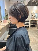 ひし形ショート/ハンサムショート/マチルダボブ/前下がりボブ