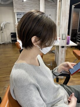 アウラ 近鉄八尾駅前店(Aura) 丸みショート