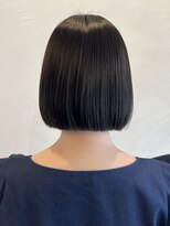 アトリエ ファゴビス(ATELIER FAGOT Bis) 【Yuine】ぱつっとラインがかわいい!切りっぱなしボブ