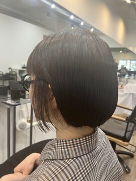 イリス(Iris) ミニボブ