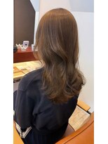 マーリャヘアー(mallia hair)&nbsp;やわらかい質感のウェーブ×艶カラー