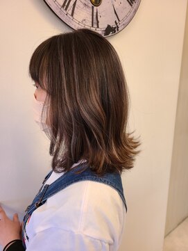ヘアーアトリエルキナ(hair atelier LUCINA) 大人ハイライト