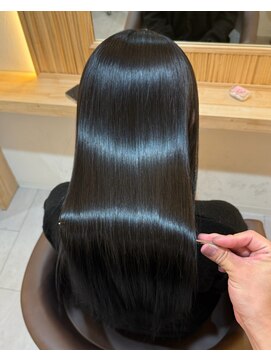 アトレ 南堀江店(attrait) 縮毛矯正と髪質改善のハイブリット絹髪縮毛矯正髪質改善