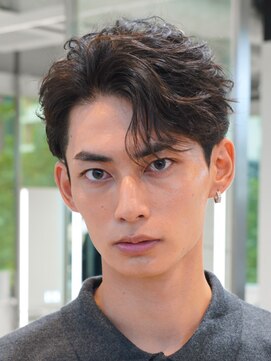 レタッチ バイ フィフス 銀座(RETOUCH by fifth) 新橋メンズパーマフェザーパーマシャドウパーマセンターパート
