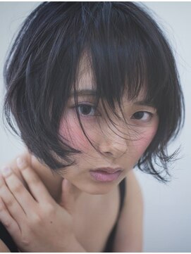 エール(a:le) 黒髪オシャレショート