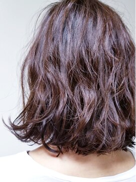 メリケンビューティーパーラー コウベ(MERICAN BEAUTY PARLOR KOBE) 【ミディアム/パーマ×ナチュラル簡単スタイル】tomo