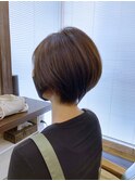丸みで女性らしさを!前下がりボブ