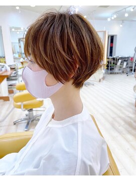 モリオ フロム ロンドン 成増店 【morio成増 セリザワ】マッシュショートボブとハイトーンカラー