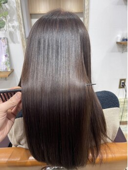 ライフヘアー(Life Hair)の写真/【縮毛矯正エステ】クセ・うねりのお悩み解消へ導く◎柔らかでハリのある自然なストレートが叶う◎