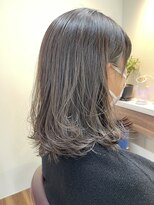 アルボーテルジェ(Art BeAute' ROUGET)&nbsp;鎖骨ミディアムスモーキーベージュ20代30代40代50代こなれヘア