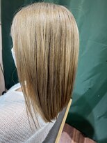 ヨナサン(Yona Saint)&nbsp;ハイトーンベージュ