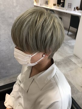 アイディール 心斎橋店(:ideal) メンズダブルカラー　20代30代40代　メンズカット　マッシュ