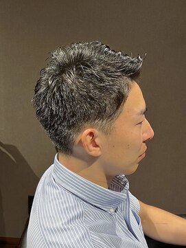 ビーダンディー(Bee dandy) ビジネスフォーマル ベリーショート ツーブロ 七三オールバック