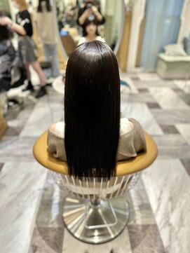 ロンド ロビン 栄(Lond robin) 【Lond robin】清水 美冴 艶髪/艶カラー/酸性縮毛矯正/髪質改善