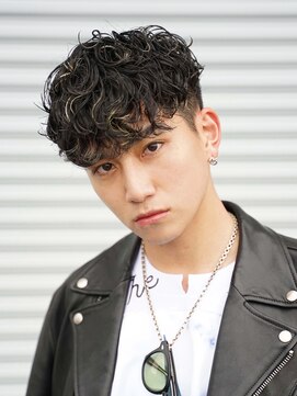 シエンブルー(CIEN blue) スペインカール　スパイラルパーマ　メッシュ