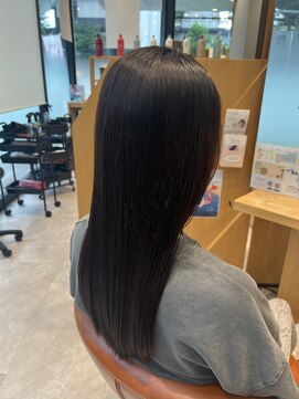 ハレケアヴェダ アンド ハレケエイト(HAREKE AVEDA&HAREKE 8) うる艶ストレートパーマ