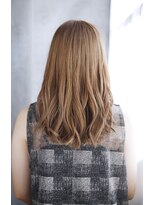 シュシュット(chouchoute)&nbsp;ワンレンボブルフ小顔ネビージュブリーチ縮毛矯正黒髪質改善/023