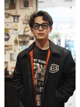 シークレットミラーズ(SECRET MIRRORS) 朝から簡単スタイリングメンズパーマ