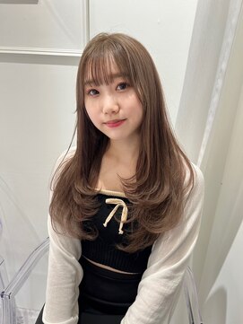 パーヴミックス アリー(Parve Mix ALLY) 大人可愛い/レイヤースタイル/ミルクベージュ