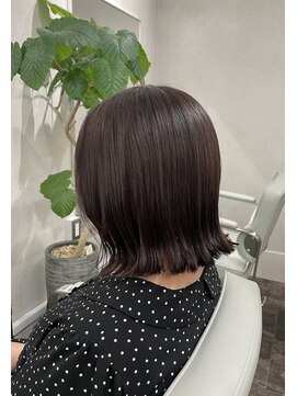 クロ(Chro) Lavendergrey × 切りっぱなしボブ