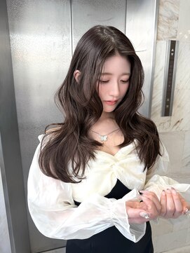 天神美容室 王道ブラウン×小顔レイヤー×韓国風巻き×髪質改善