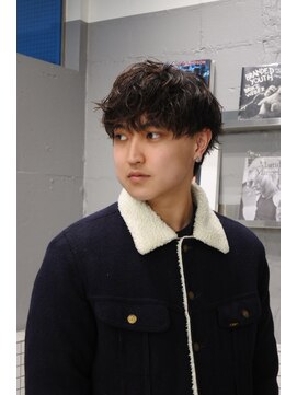 Thisday by nelke立川 メンズカット/メンズパーマ/ブリーチ【3/1 NEW OPEN(予定)】 マッシュウルフ くせ毛風パーマ 黒髪 スパイラル