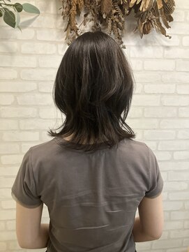 シーズンズ(Seasons) 切りっぱなしミディアムレイヤー