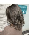 透明感抜群のシルバーアッシュ
