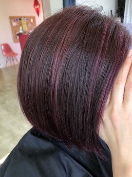 カレント(Current) ローズピンクハイライトボブ