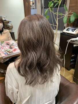ビューティーショップ ニコ(Beauty shop nicco) ハイライト　セミロング