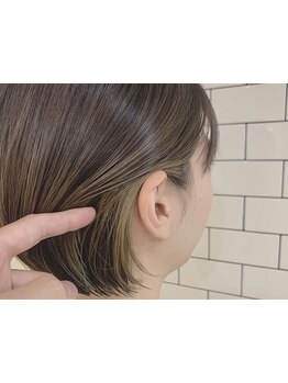 【隠れ家プライベートサロン×NY出身のStylist集団】人気のインナーカラーはショートヘアだとより映える♪