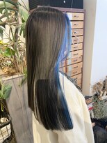 オンザ(ONTHE)&nbsp;顔まわりに遊び心を　sky blue