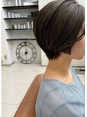ショートボブ。