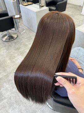 レックスヘアーインターナショナル(ReX HAIR INTERNATIONAL) 【山嵜　栞】縮毛矯正