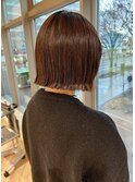 顎下1センチぱつっとボブ