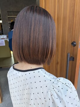 シロ(SHeIRO) ストレートパーマ