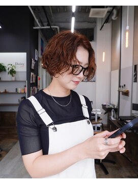 デイジードゥ(Daisy duex) パーマ　ショート