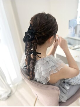 ルノンルージュ(Renon Rouge) ツイン編みおろしアレンジ