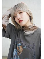 ユラギフロムユイマァル 水島店(YURAGI from YUIMARL)&nbsp;20代30代ショートレイヤーハイトーンブリーチ岡山ショート