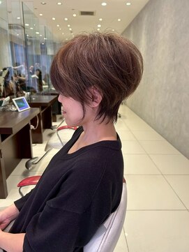 アース 栄店(HAIR&MAKE EARTH) earthショートレイヤーボブミルクティー丸みショートボブ