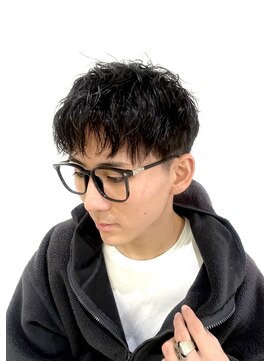 バーチ バイ クロップエス(BIRCH by crop es) ナチュラルな束感で魅せる、フレンチクロップ。